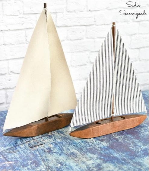 Vintage Weaving Shuttle Decorative Sailboats