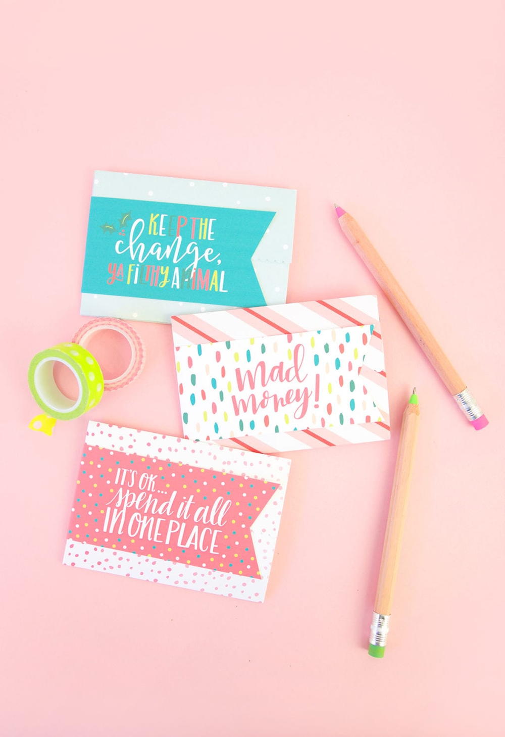 Gift Card Holder (Free Printables!) | FaveCrafts.com