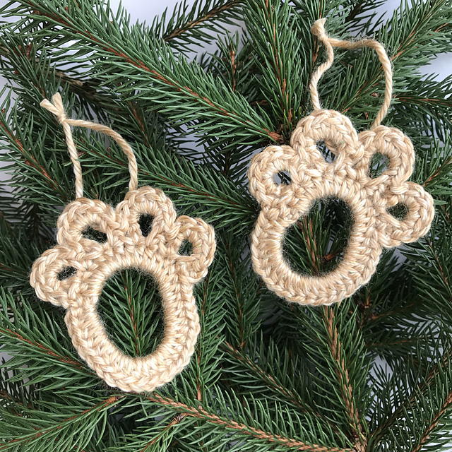 Paw Print Christmas Ornament