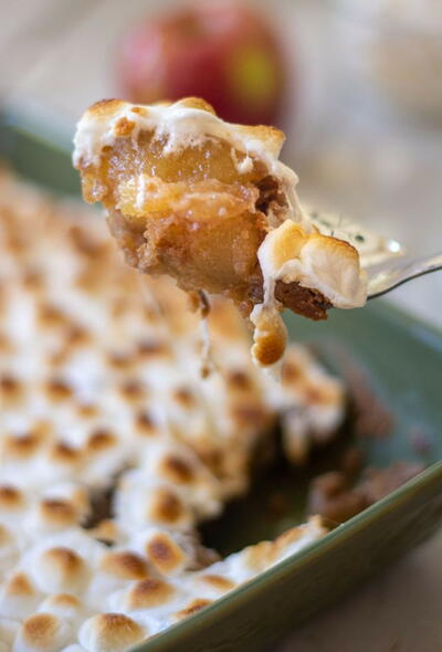 Marshmallow Apple Pie Dump Cake