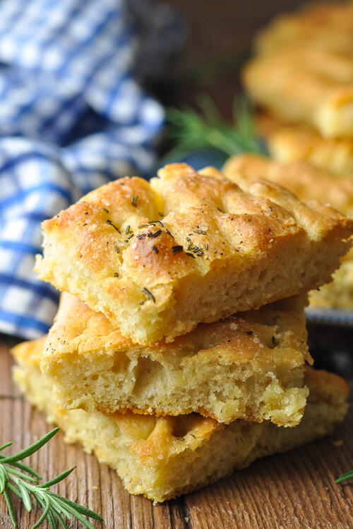 Focaccia Bread | RecipeLion.com