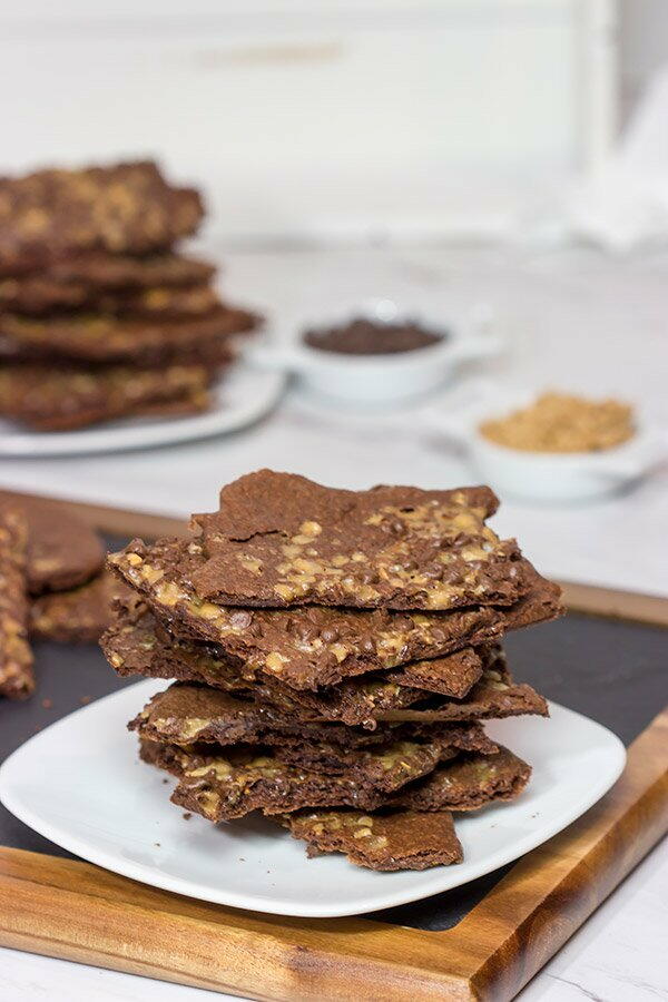 Chocolate Toffee Brownie Crisps