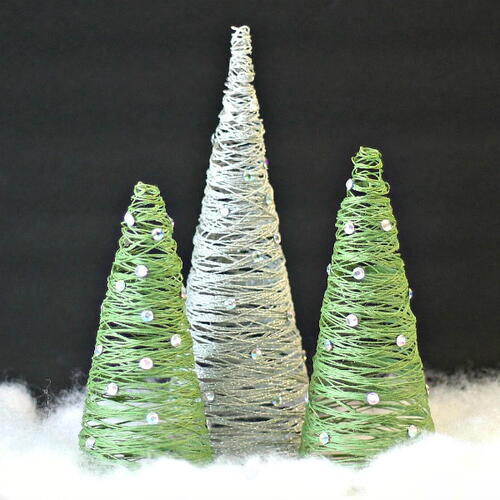 Tabletop String Christmas Trees | DIYIdeaCenter.com