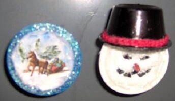 Plastic Holiday Magnets