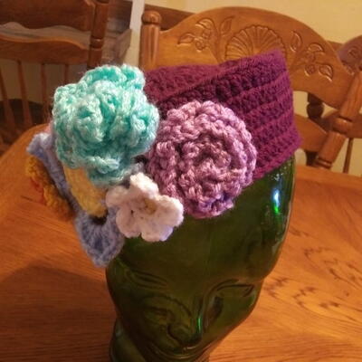 Pretty Pillbox Vintage Hat 