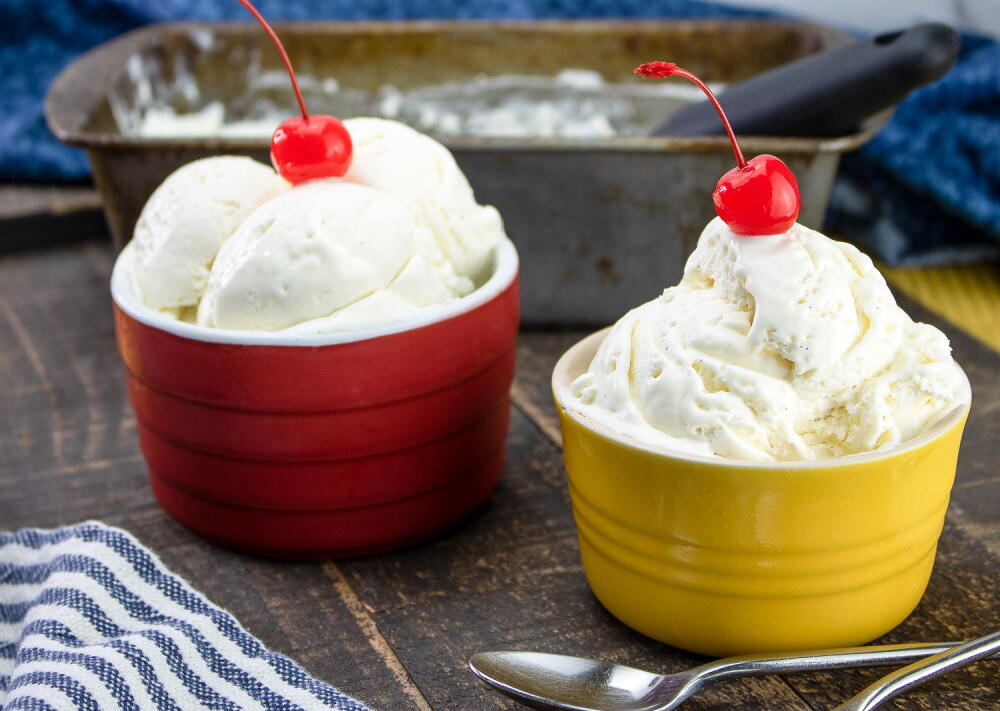 Homemade No Churn Vanilla Ice Cream 