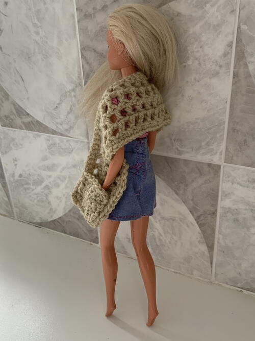 Fashion Doll Pocket Shawl 