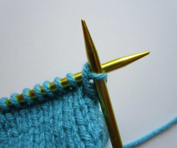 Icelandic Bind Off Step 4