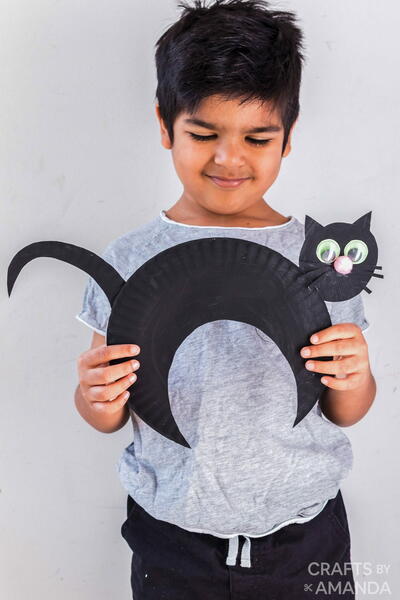 Paper Plate Black Cat