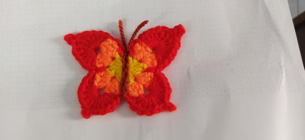 Easy Butterfly FaveCrafts com