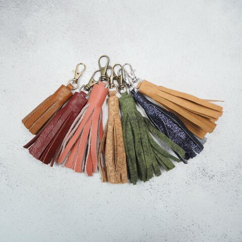 How To Make A No-sew Bag Tassel