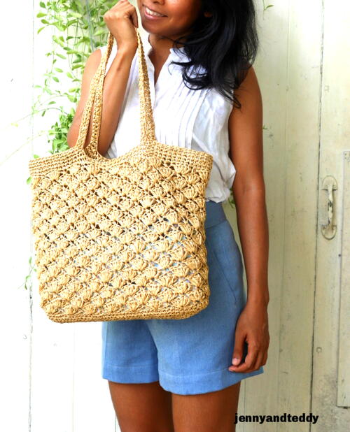 Holiday Raffia Bag