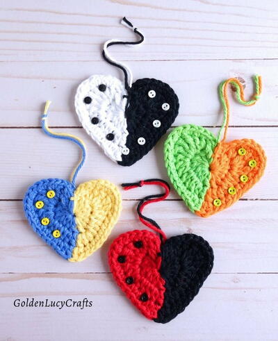 Two-colored Heart Crochet Pattern