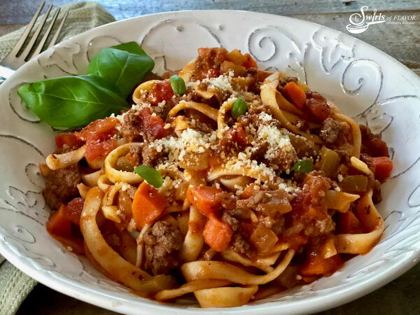 Fettuccine Bolognese Skillet Dinner