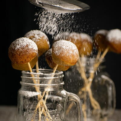 Cake Pop Maker Pumpkin Cake Pops | RecipeLion.com