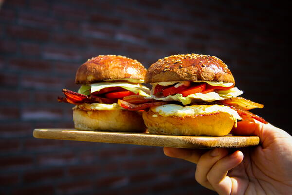 Crispy Bacon & Egg Breakfast Sandwich