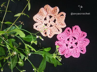 Simple, Easy Crochet Flower – Free Pattern
