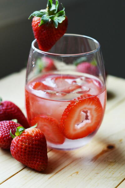 Strawberry Detox Water