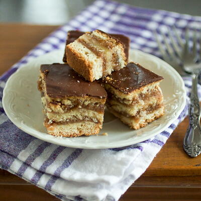 Chocolate And Preserve Squares