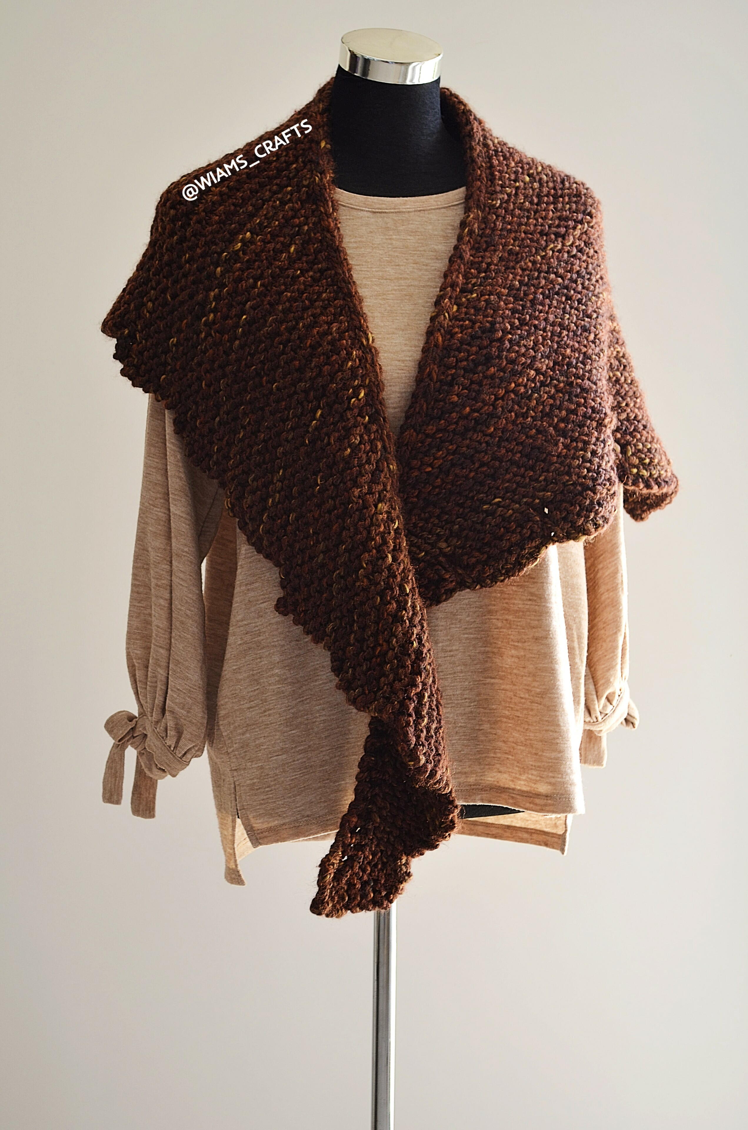 Scalloped Chocolate Shawlette | AllFreeKnitting.com