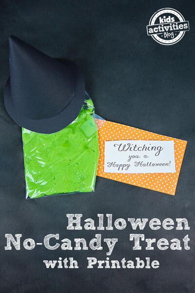 Make A Melted Witch Halloween Treat Bag!