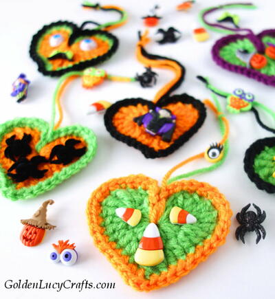 Crochet Halloween Hearts