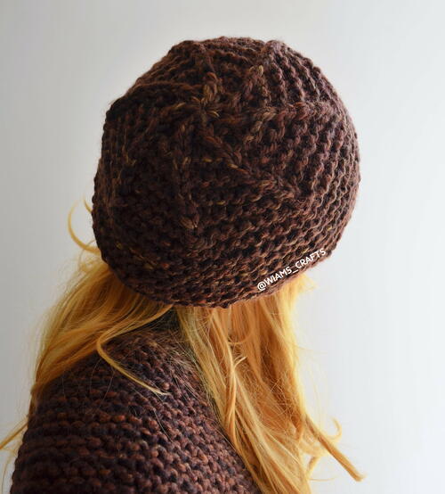 Scalloped Chocolate Hat