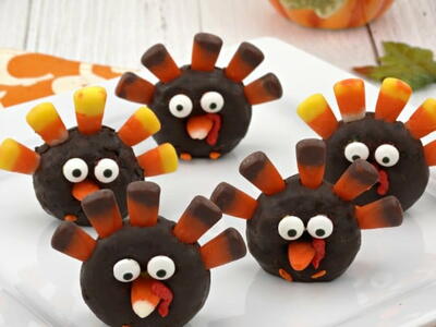 Turkey Donuts You Can Make With The Kids