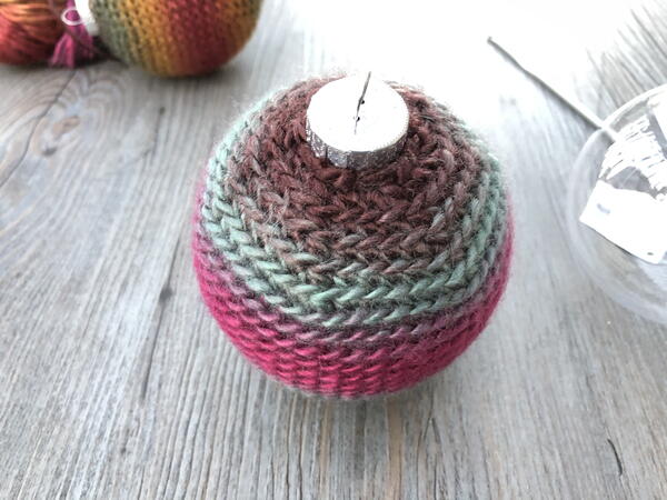 Easy Crochet Christmas Ornament