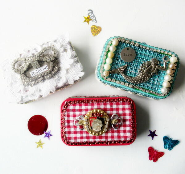 Altered Altoid Tins For Gift Giving