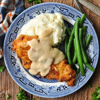 Fried Chicken Cutlets With Country Gravy