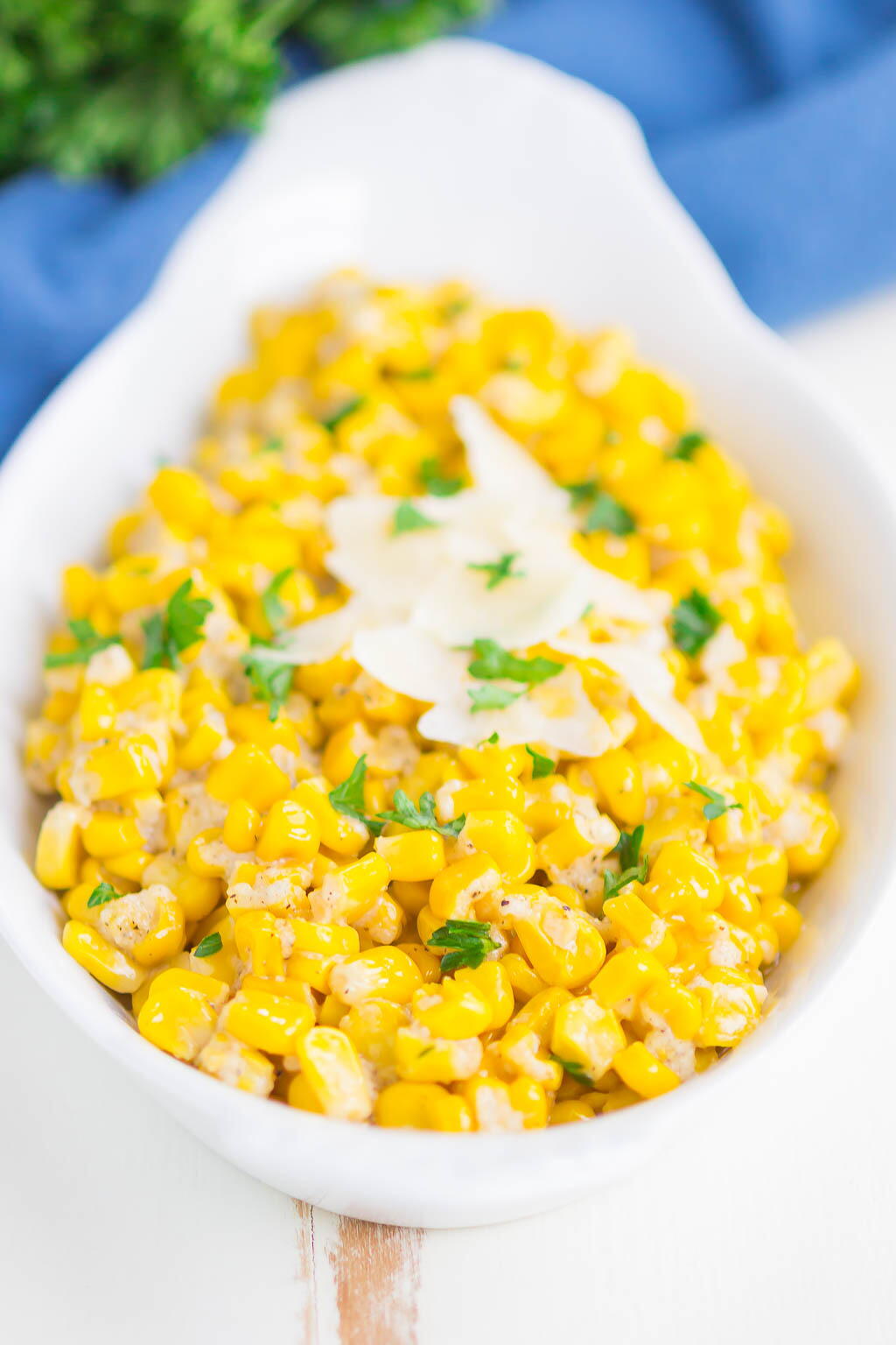 Garlic Parmesan Corn | FaveSouthernRecipes.com