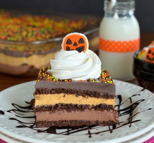 Pumpkin Fudge Eclair Cake