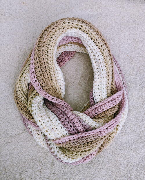 Crochet Knit-Look Infinity Scarf