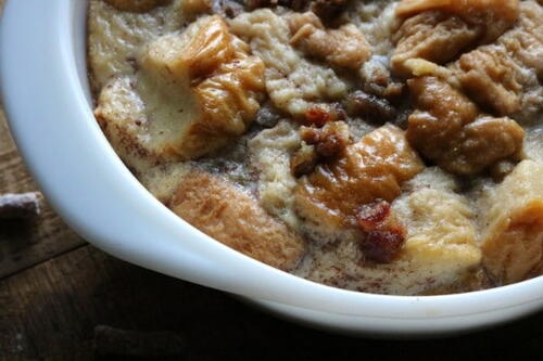 The Very Best Slow Cooker Bread Pudding | TheBestDessertRecipes.com