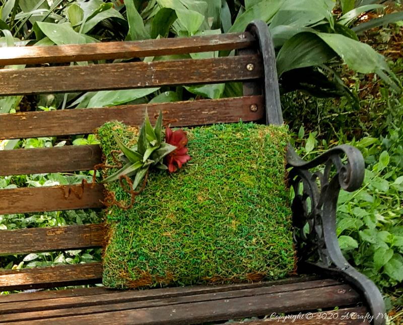 Easy Moss Pillow Planter