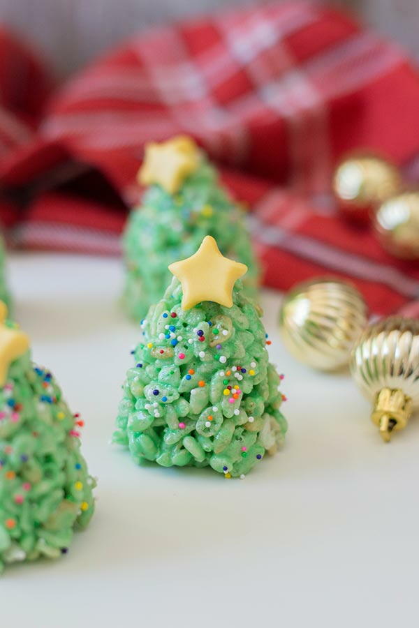 Christmas Tree Rice Crispy Treats Recipe | RecipeLion.com