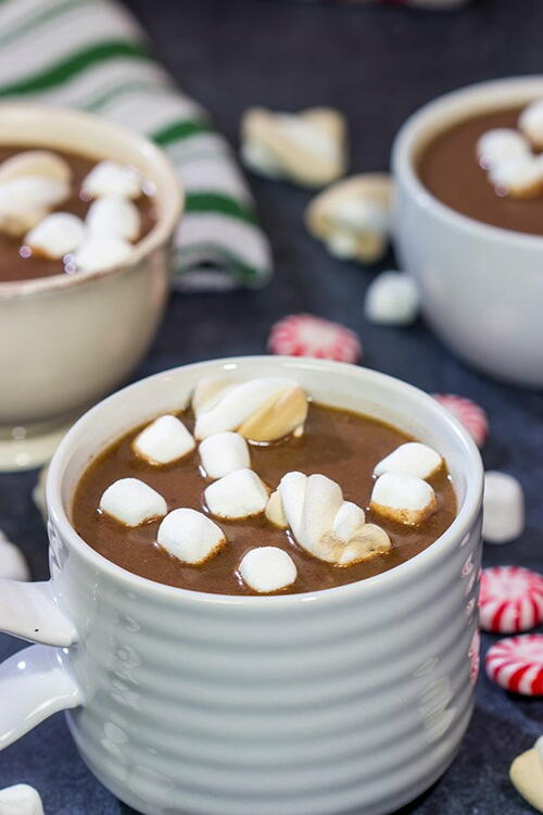 Slow Cooker Hot Chocolate | TheBestDessertRecipes.com