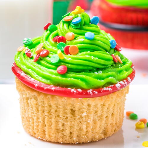 Christmas Tree Frosting Cupcakes