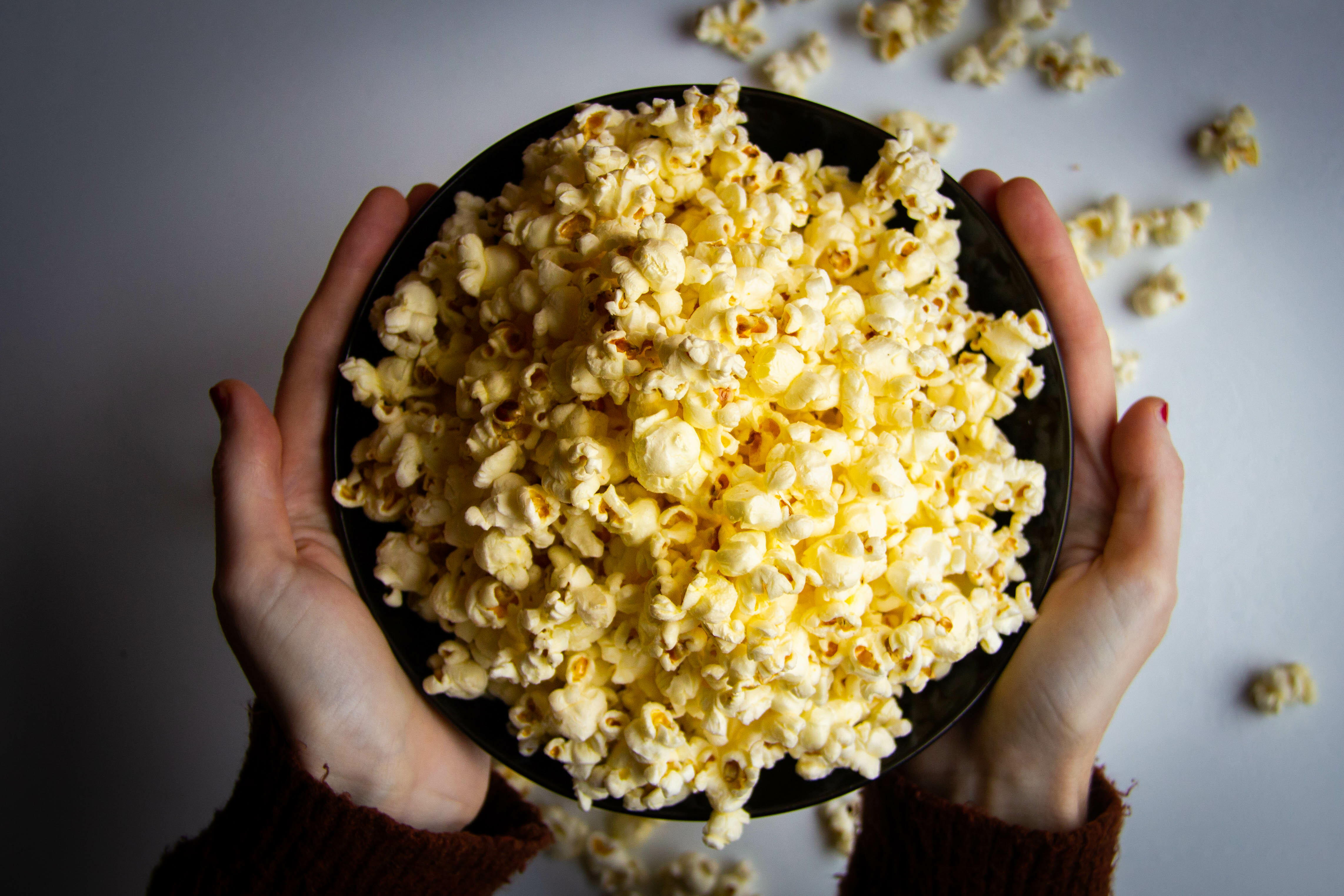How To Make The Most Amazing Popcorn At Home | RecipeLion.com