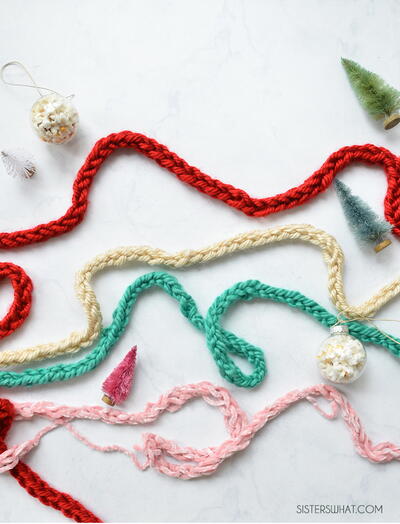 How To Finger Knit A Garland