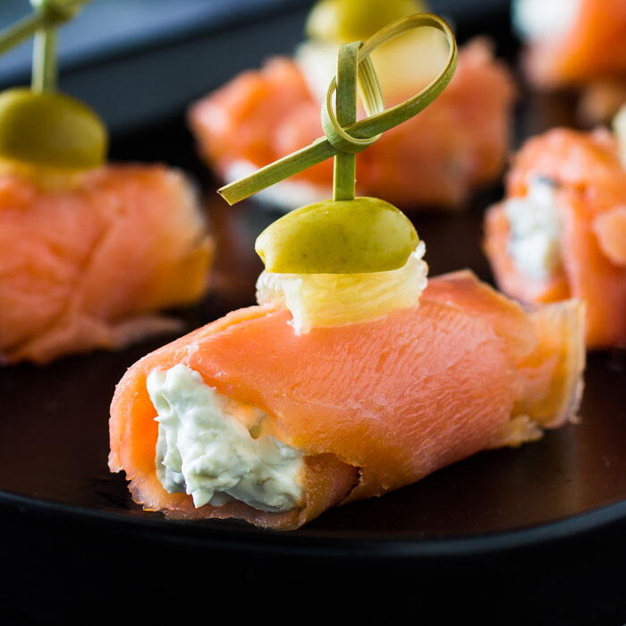 Smoked Salmon And Cream Cheese Bites