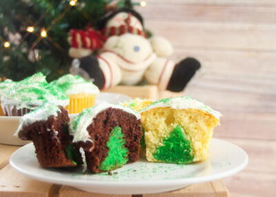 Surprise Christmas Tree Cupcakes