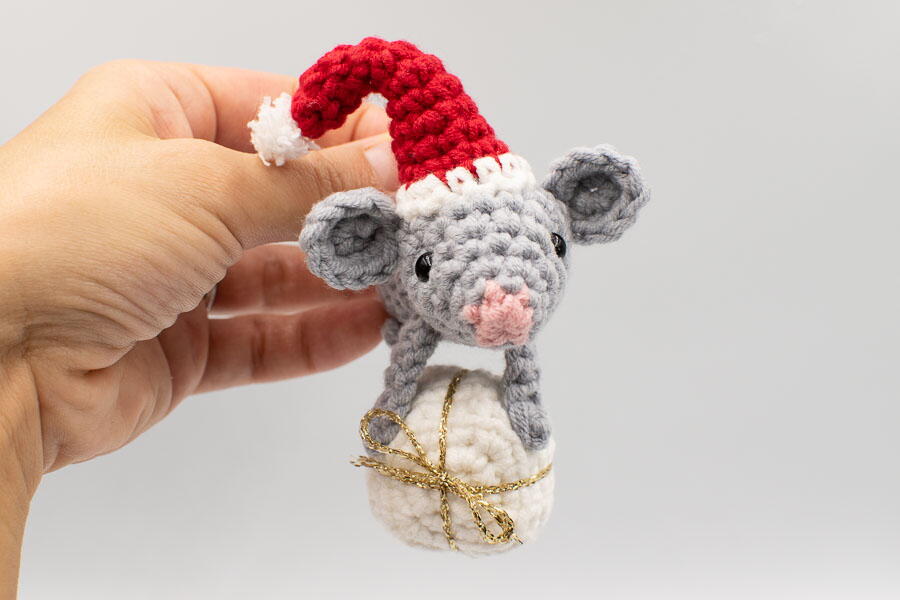 Christmas Mouse Amigurumi | AllFreeCrochet.com