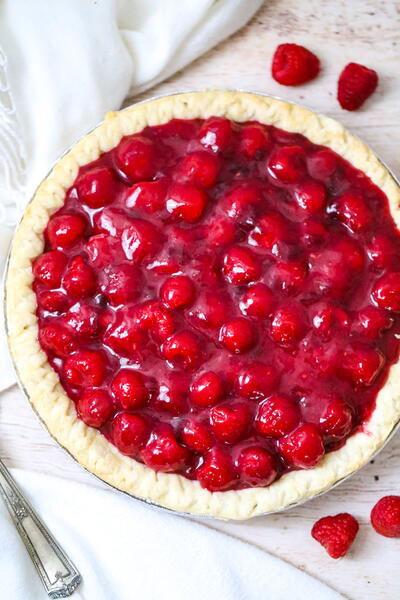Delectable Raspberry Custard Pie