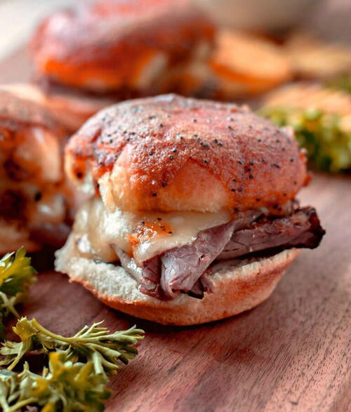 Roast Beef And Swiss Cheese Sliders