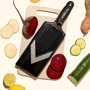 Adjustable V-Blade Mandoline Food Slicer Giveaway
