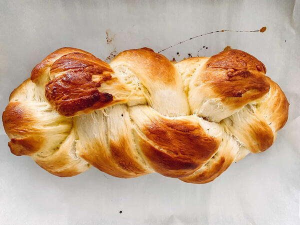 How To Make My Family’s Favorite Fluffy Challah