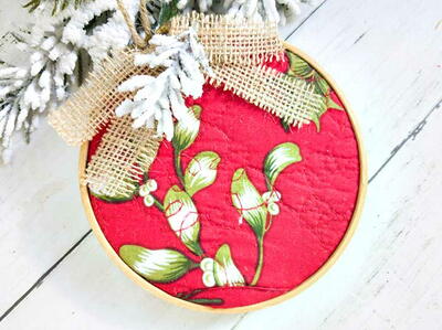 Embroidery Hoop Christmas Decoration