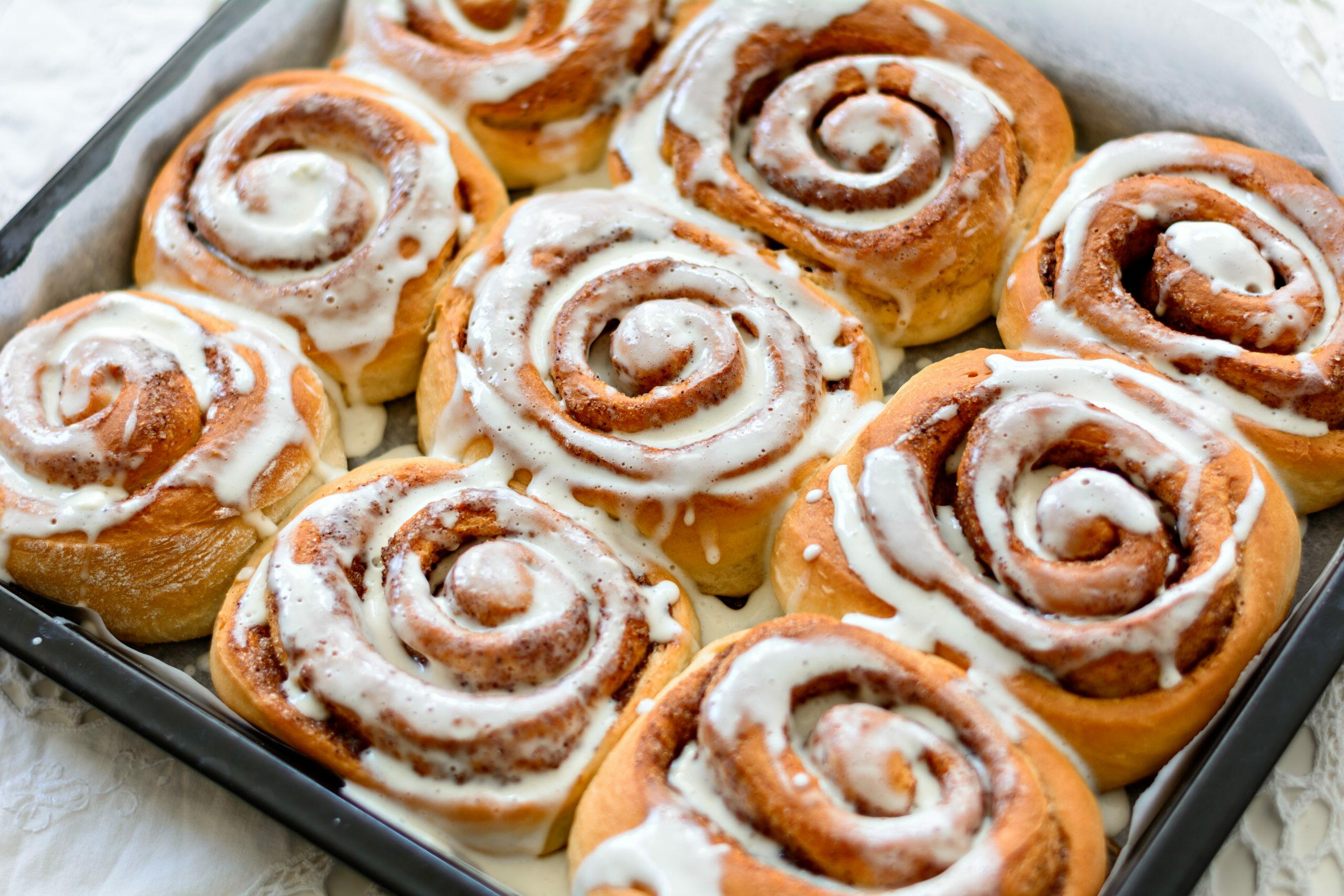 Cinnamon Roll Recipe With Cream Cheese Frosting